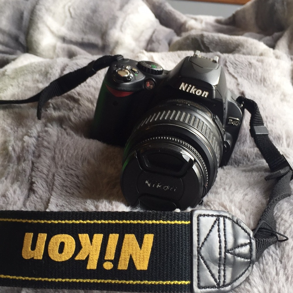 Nikon Camera - Picture 2 of 5